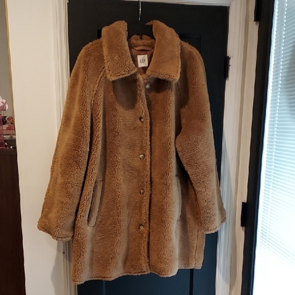 GAP Women's Warm Tan Teddy Jacket